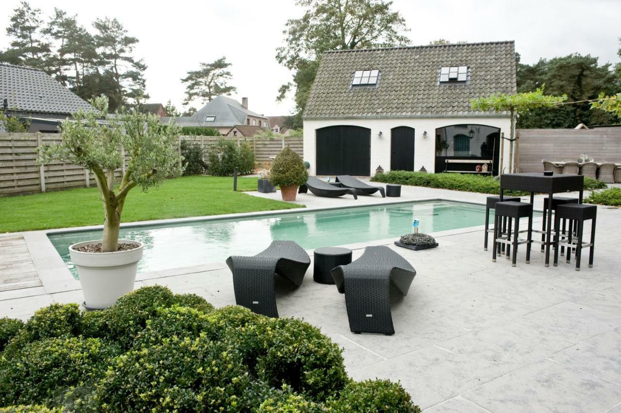B&B Interludium Nijlen Eksteriør billede